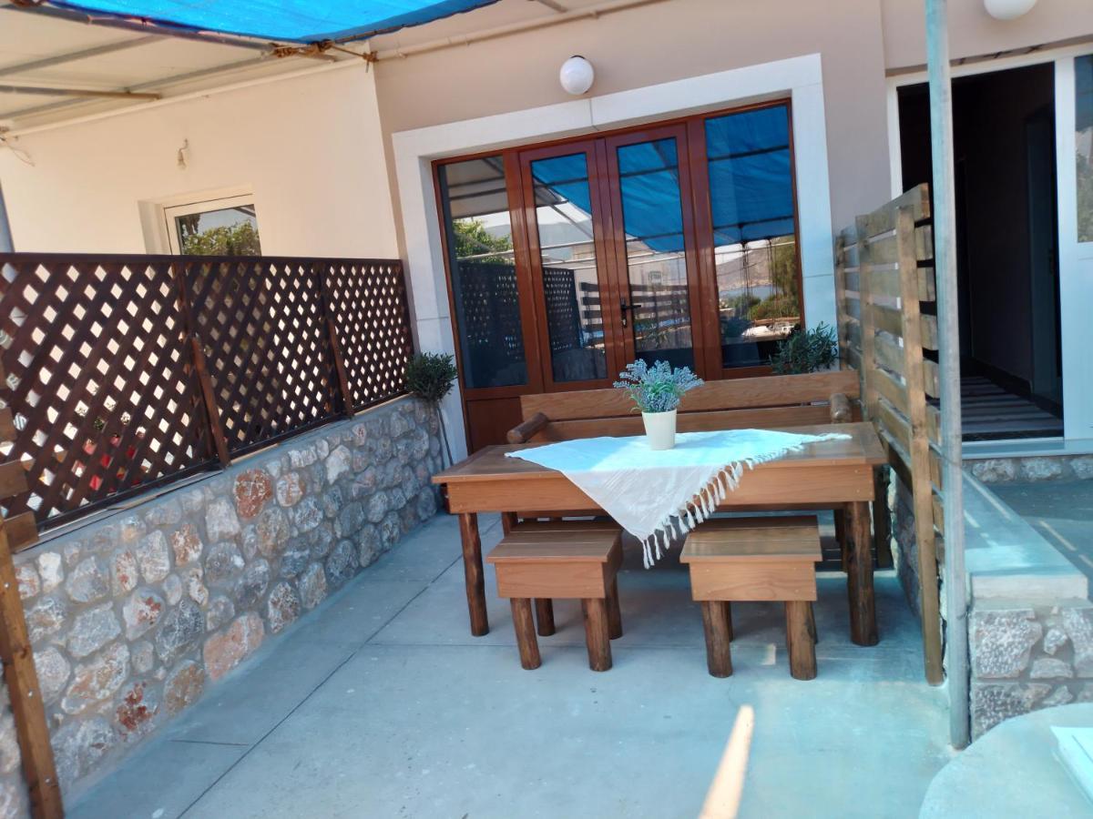 Apartmán Manolakis Pizanias Emborios Exteriér fotografie